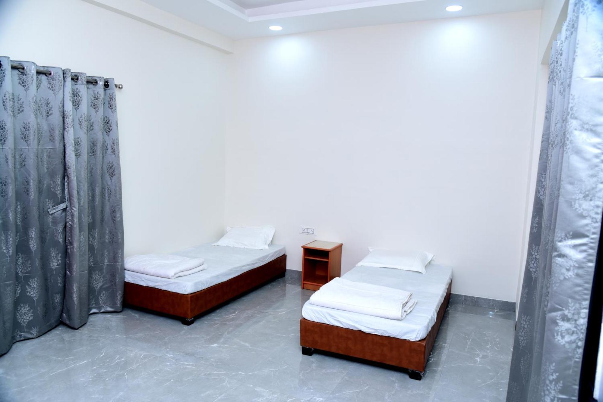 Adinath Bhavan - Jainsite Dharamshala Palitana Εξωτερικό φωτογραφία